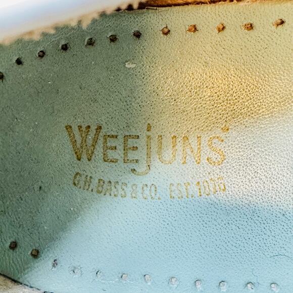 GH Bass & Co Shoes Womens 7.5 White Leather Weejuns Tassel Loafer Flats Pastel - Picture 9 of 11